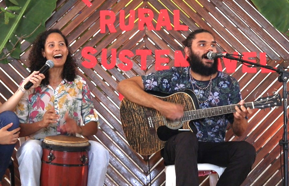 Quemuel Felipe e Andréa Penha — fundadores da Kawiza